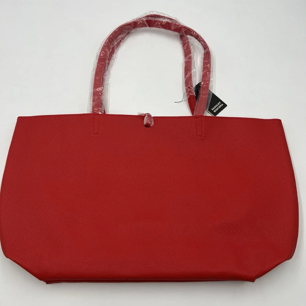 Badgley Mischka Red Vegan Leather Decorative Chain Tote Bag BMH-015‎ NEW